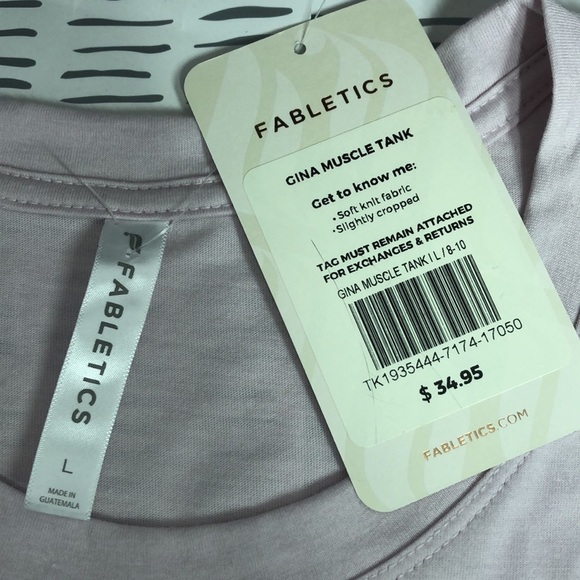 NWT fabletics top - Picture 4 of 8
